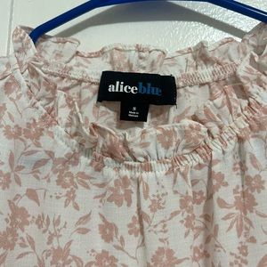 Pink and white Flower pattern blouse